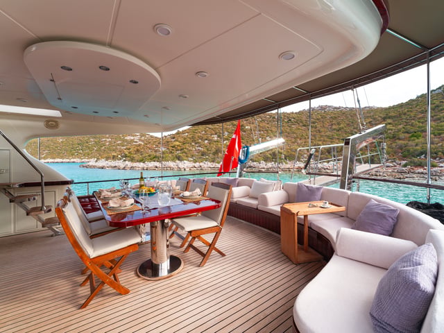 Get Away yacht interior or exterior view