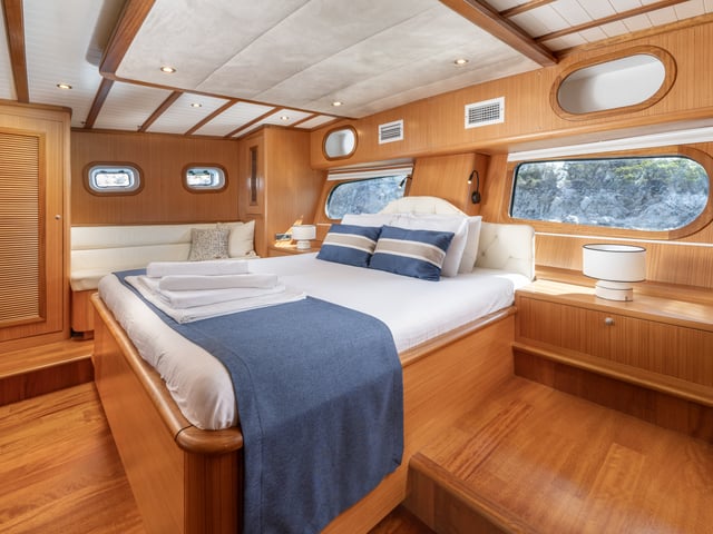 Gozdem The One yacht interior or exterior view