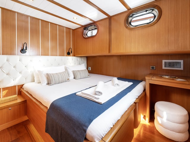 Gozdem The One yacht interior or exterior view