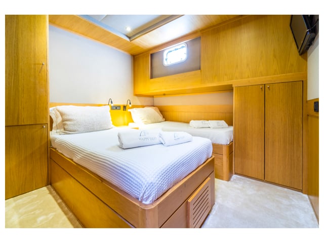 Happy Days yacht interior or exterior view