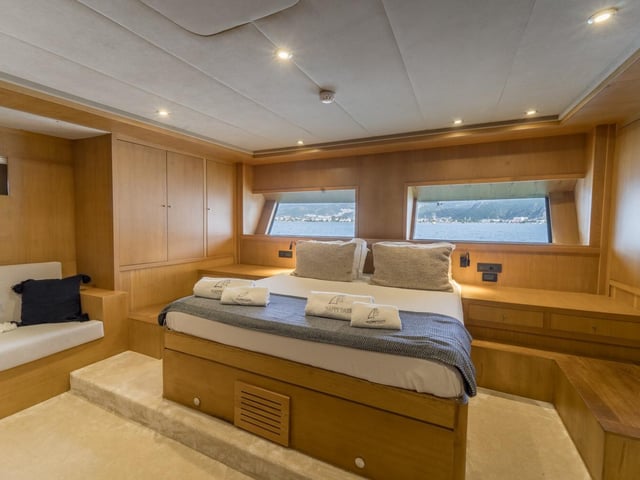 Happy Days yacht interior or exterior view