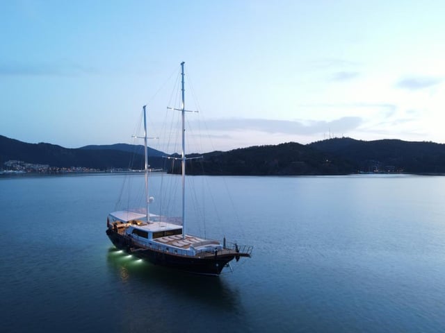 Happy Days yacht aerial view