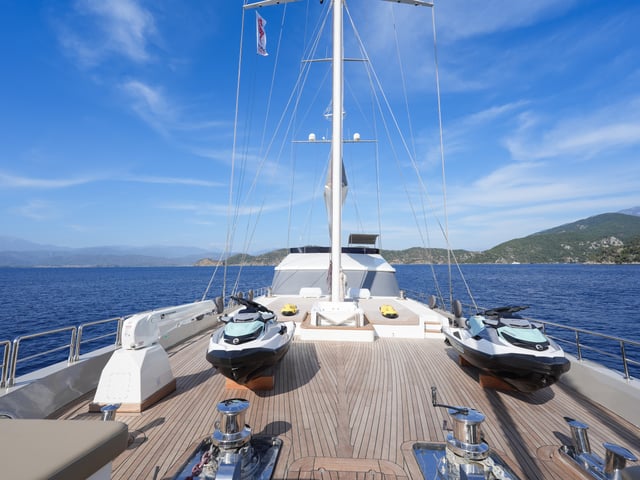 King Of The Sea yacht interior or exterior view