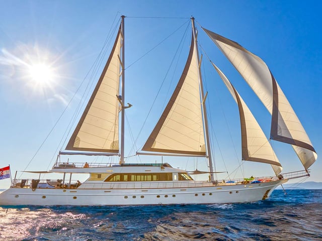Lady Gita yacht aerial view