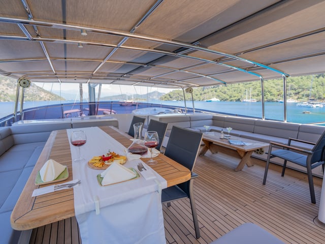 Long Island yacht interior or exterior view