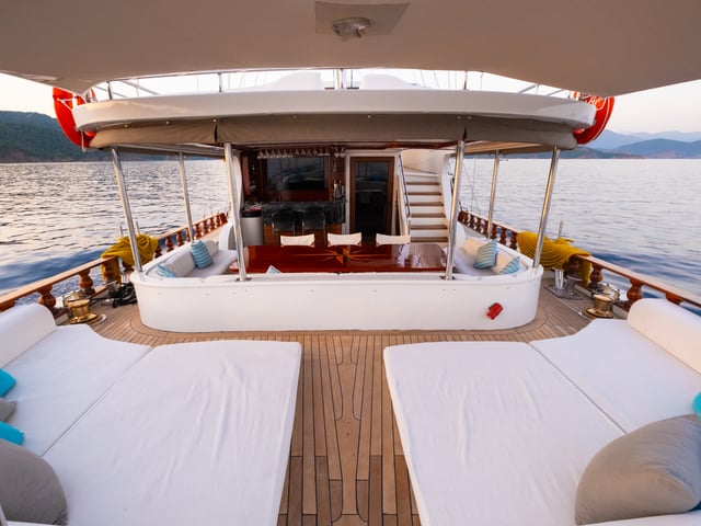 Luce Del Mare yacht interior or exterior view