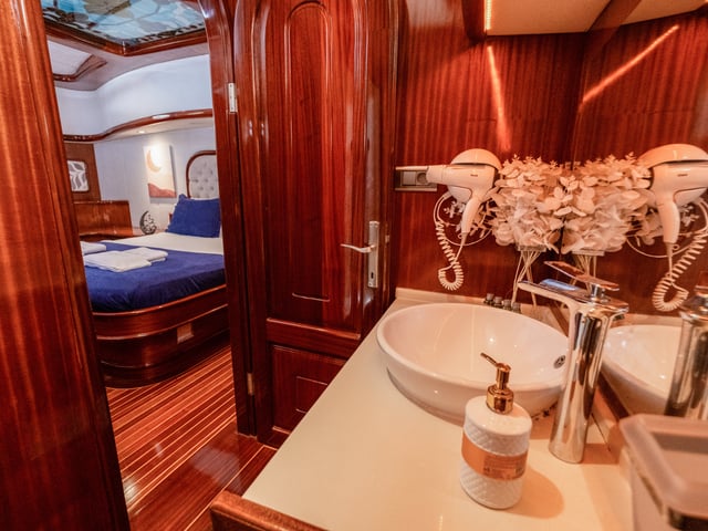 Luce Del Mare yacht interior or exterior view