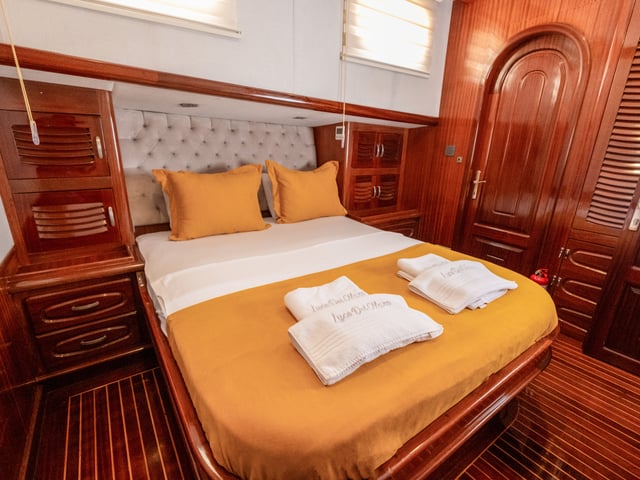 Luce Del Mare yacht interior or exterior view