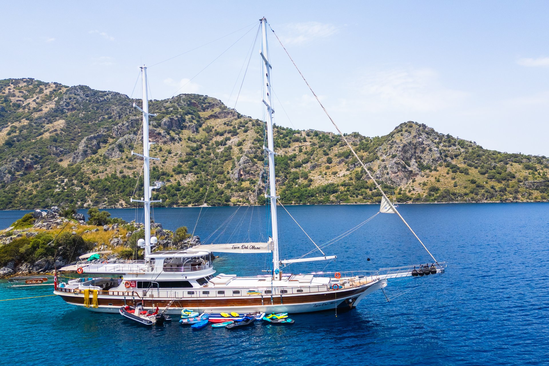 Luce Del Mare yacht aerial view