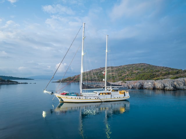 Lucky You yacht interior or exterior view