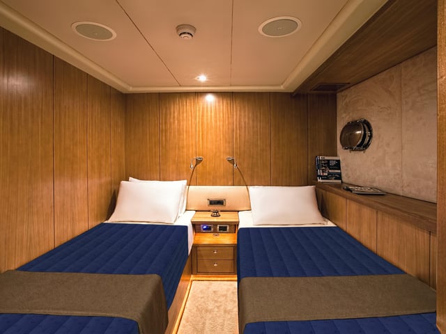 Miss Be yacht interior or exterior view