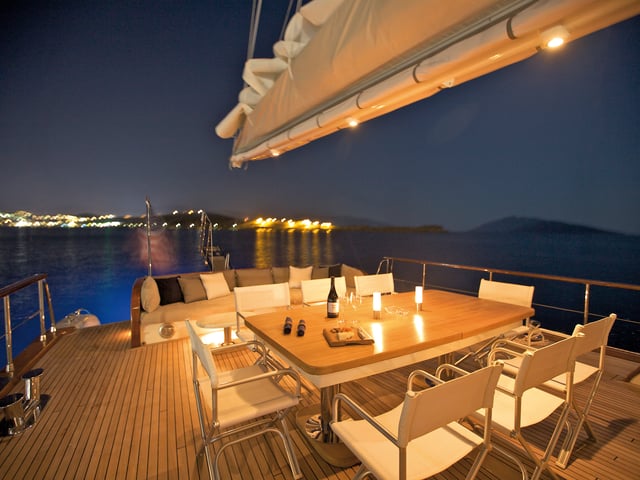 Miss Be yacht interior or exterior view