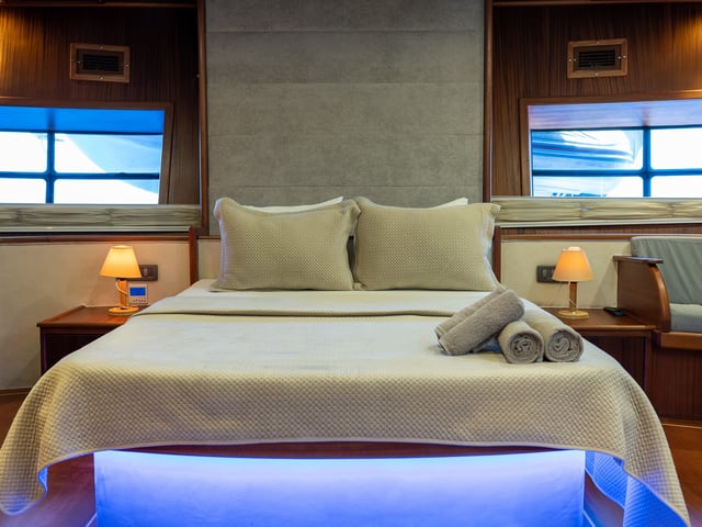 Nevra Queen yacht interior or exterior view