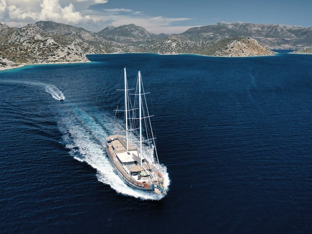 Nevra Queen yacht interior or exterior view