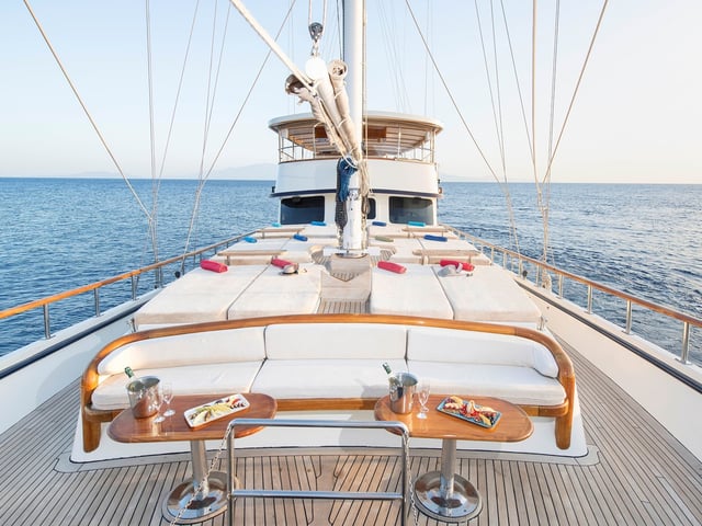 Oguz Bey yacht interior or exterior view