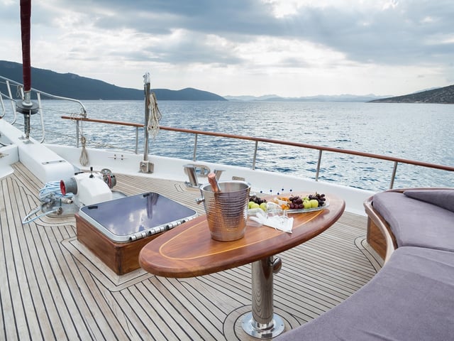 Primadonna yacht interior or exterior view
