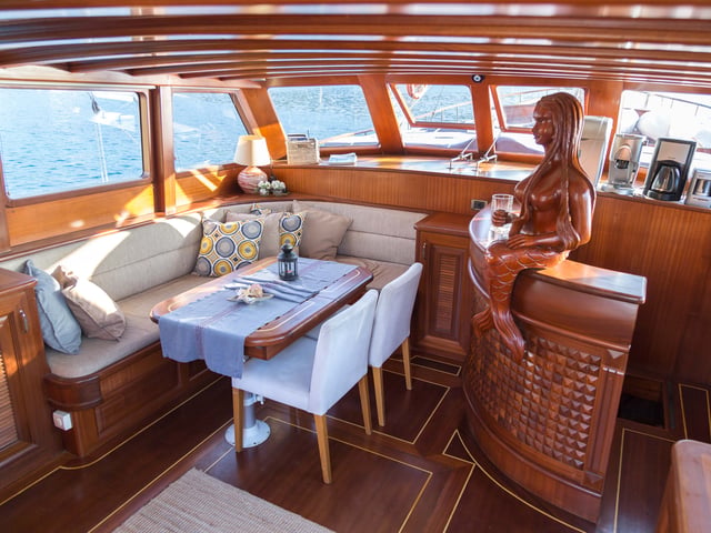 Primadonna yacht interior or exterior view