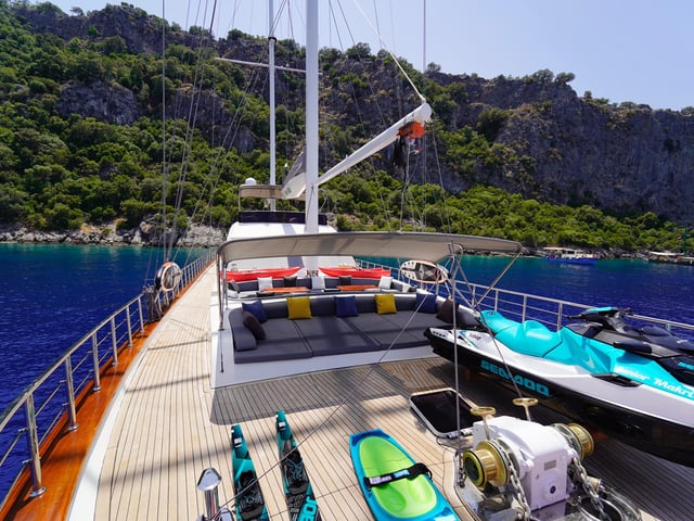 Queen Of Makri yacht interior or exterior view