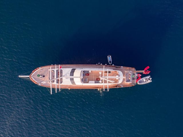 Queen Of Makri yacht aerial view
