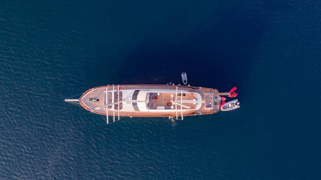 Queen Of Makri yacht aerial view