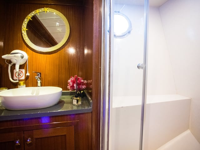 Queen Of Rtt yacht interior or exterior view