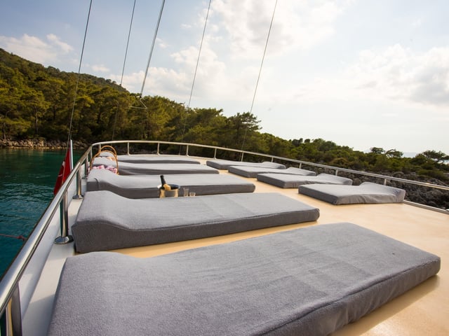 Queen Of Rtt yacht interior or exterior view