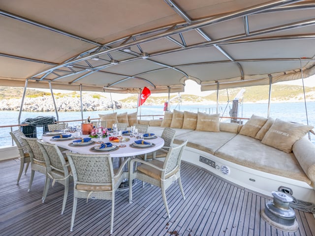 Queen Of Sea yacht interior or exterior view