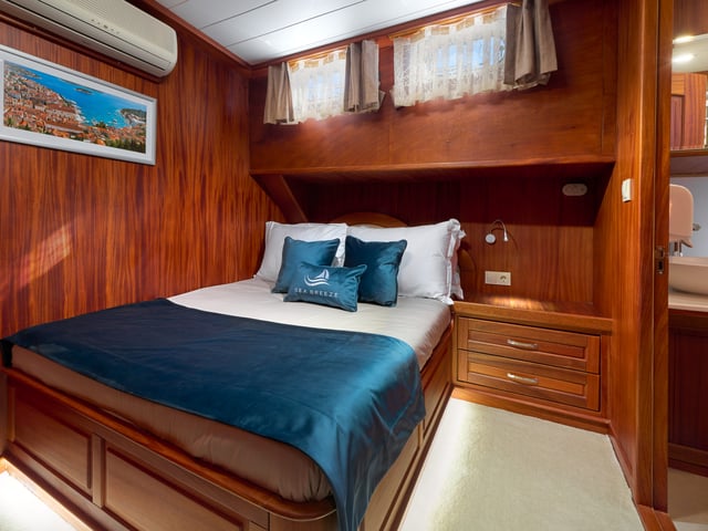 Sea Breeze yacht interior or exterior view