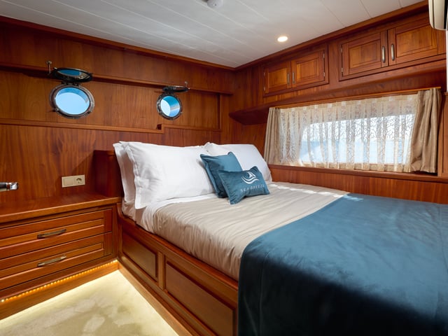 Sea Breeze yacht interior or exterior view