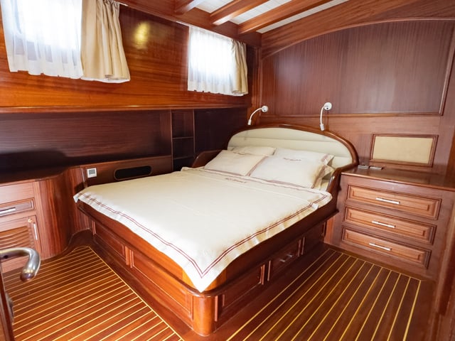 Tanem H yacht interior or exterior view