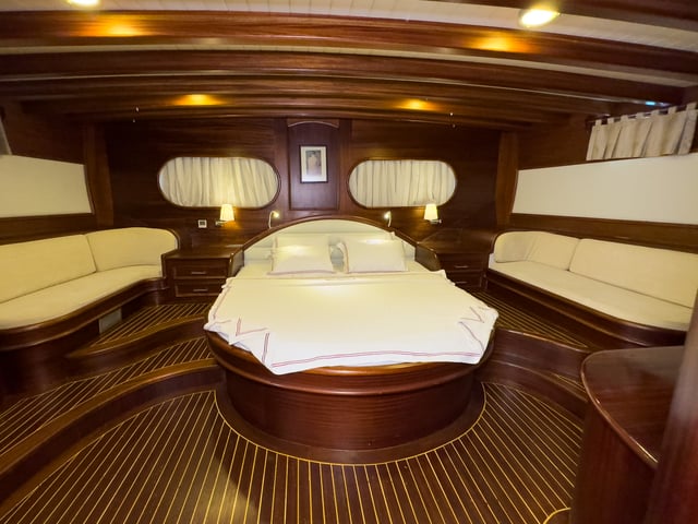 Tanem H yacht interior or exterior view