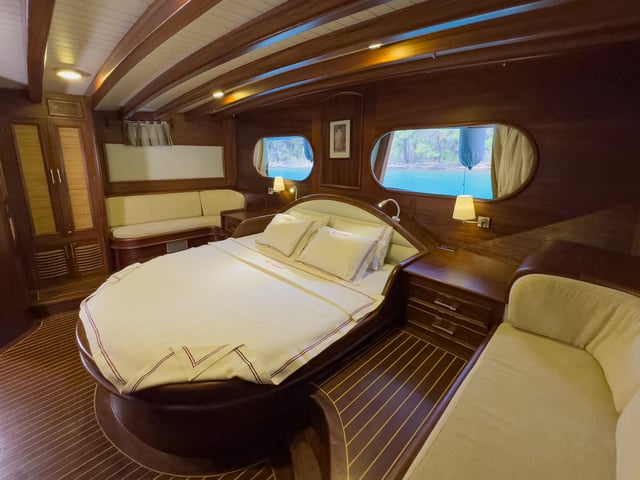 Tanem H yacht interior or exterior view