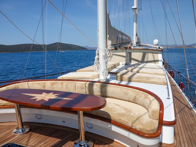 Ulucinar yacht interior or exterior view
