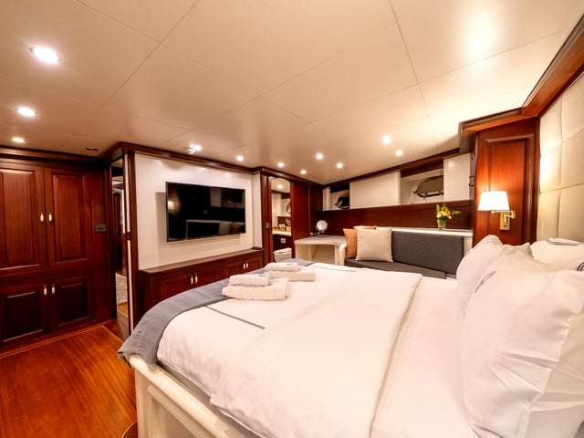 Virtuoso yacht interior or exterior view
