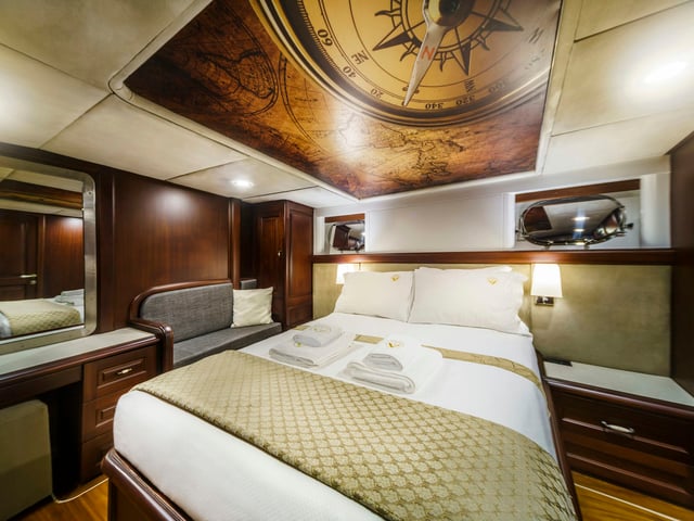 Virtuoso yacht interior or exterior view