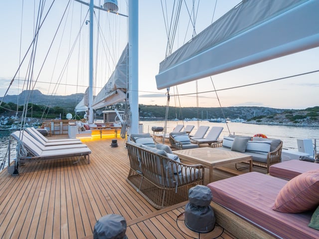 Yazz yacht interior or exterior view
