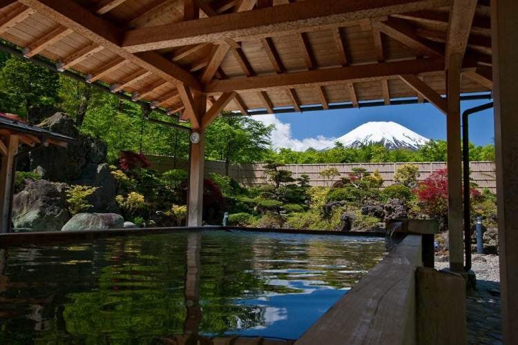Fuji Chobo no Yu Yurari
