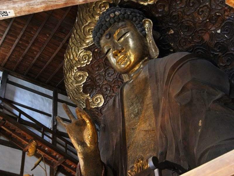 Le grand bouddha de Gifu