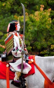 Tomoe Gozen avec un naginata