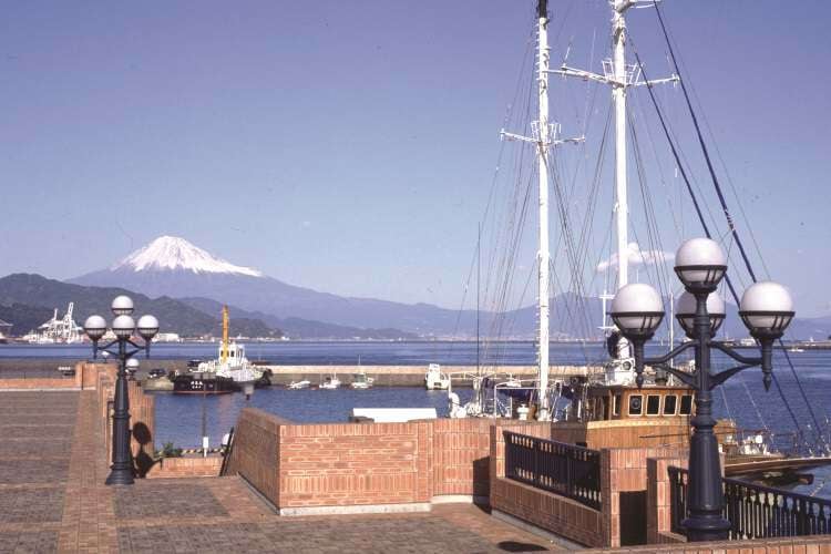 Le port Shimizu à Shizuoka Le port Shimizu à Shizuoka