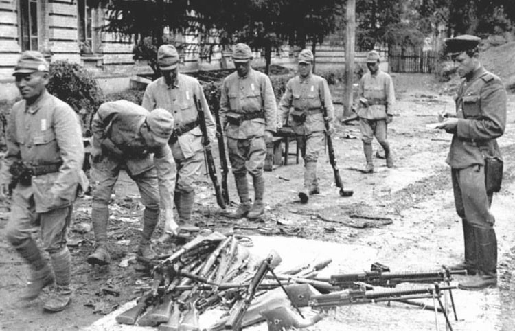 Reddition de soldats japonais aux soviétiques Reddition de soldats japonais aux soviétiques
