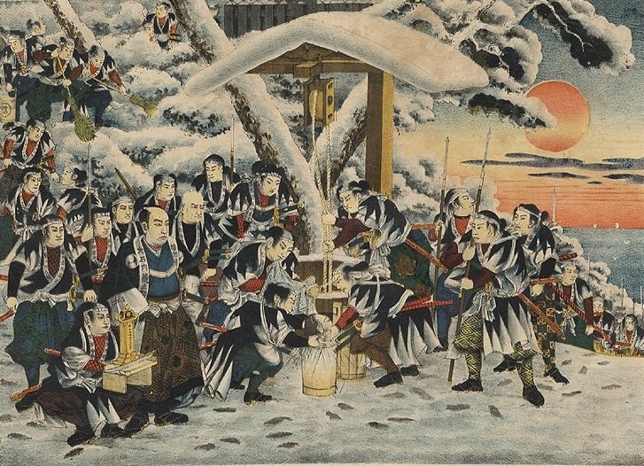 La tête du Koke est lavée avant d'être présentée sur la tombe du seigneur Asano