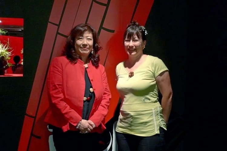 Avec Akane Teshigahara, Iemoto de l’école Sogetsu Avec Akane Teshigahara, Iemoto de l’école Sogetsu