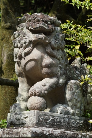 Karajishi, shishi, lion chinois Bestiaire du tatouage japonais: Karajishi, shishi, lion chinois