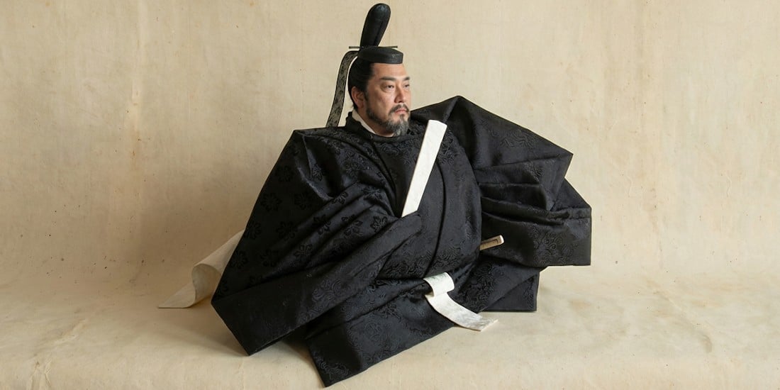 Portrait de Taira no Kiyomori en costume traditionnel de noble de l'époque Heian, fondateur du temple Sanjūsangen-dō à Kyoto.