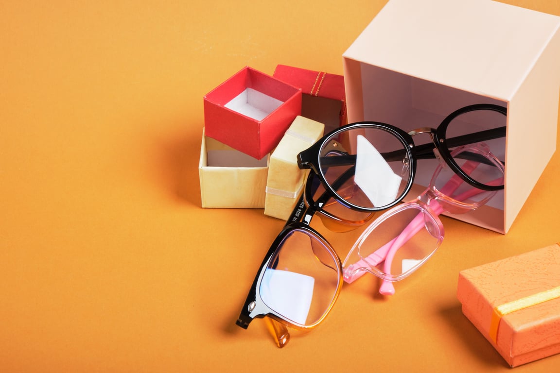 Special offers on eyeglasses at View Optical - $150 Off plus 2nd Pair Free