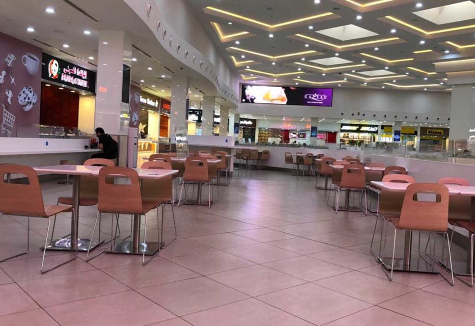 Food Courts and Restaurants In Al Abraj At Dubai