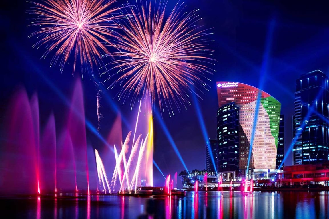 Enjoy Dubai Festival City Fireworks