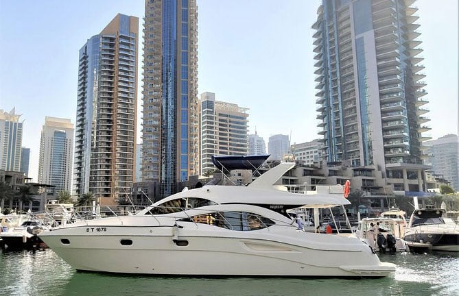 Photography At Marina Luxury Yacht