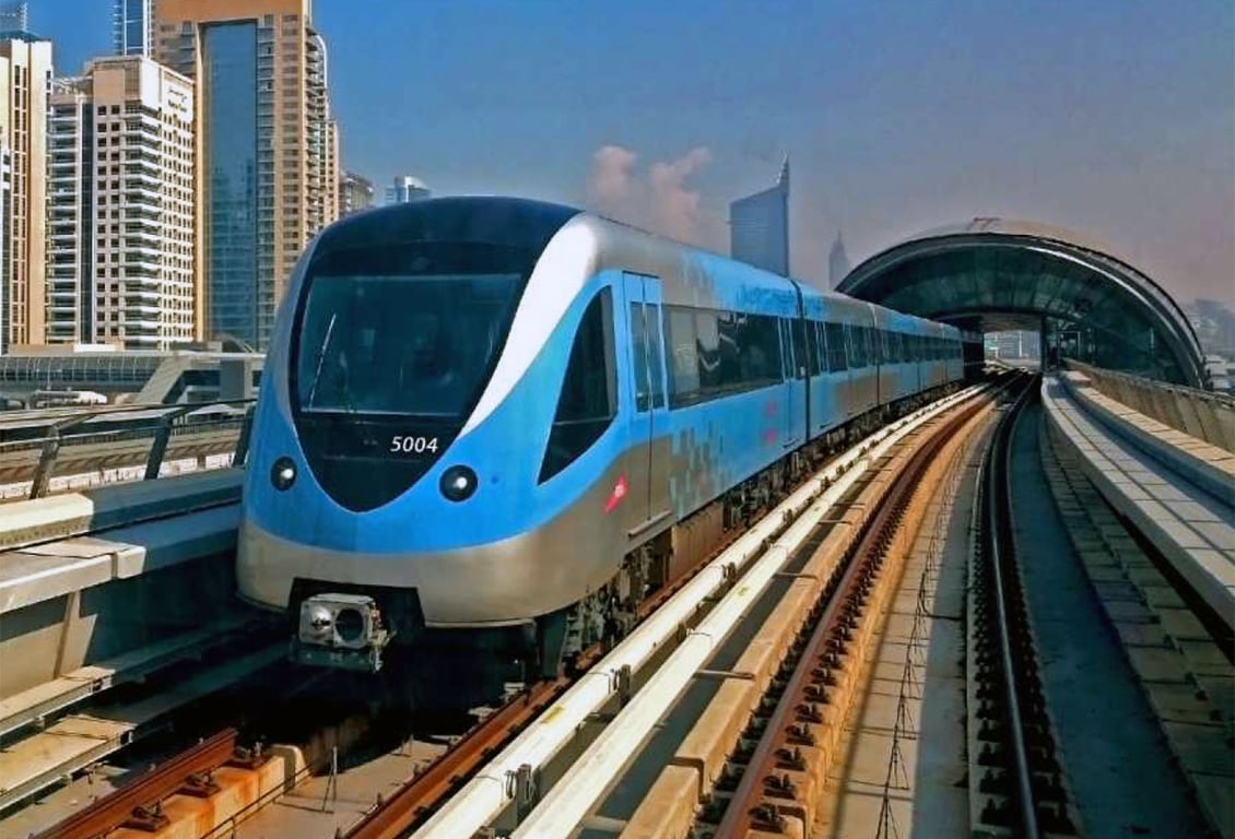 Use Dubai Metro For Transportation